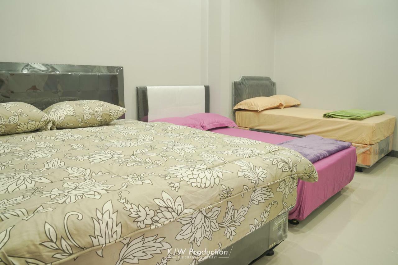 M Stay Guest House Jogja Джокьякарта Экстерьер фото